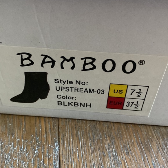 BRAND NEW Bamboo Black Booties 7 1/2 W - Picture 5 of 8